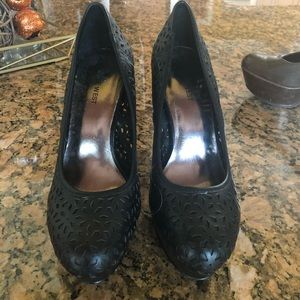 Black nine-west heels.